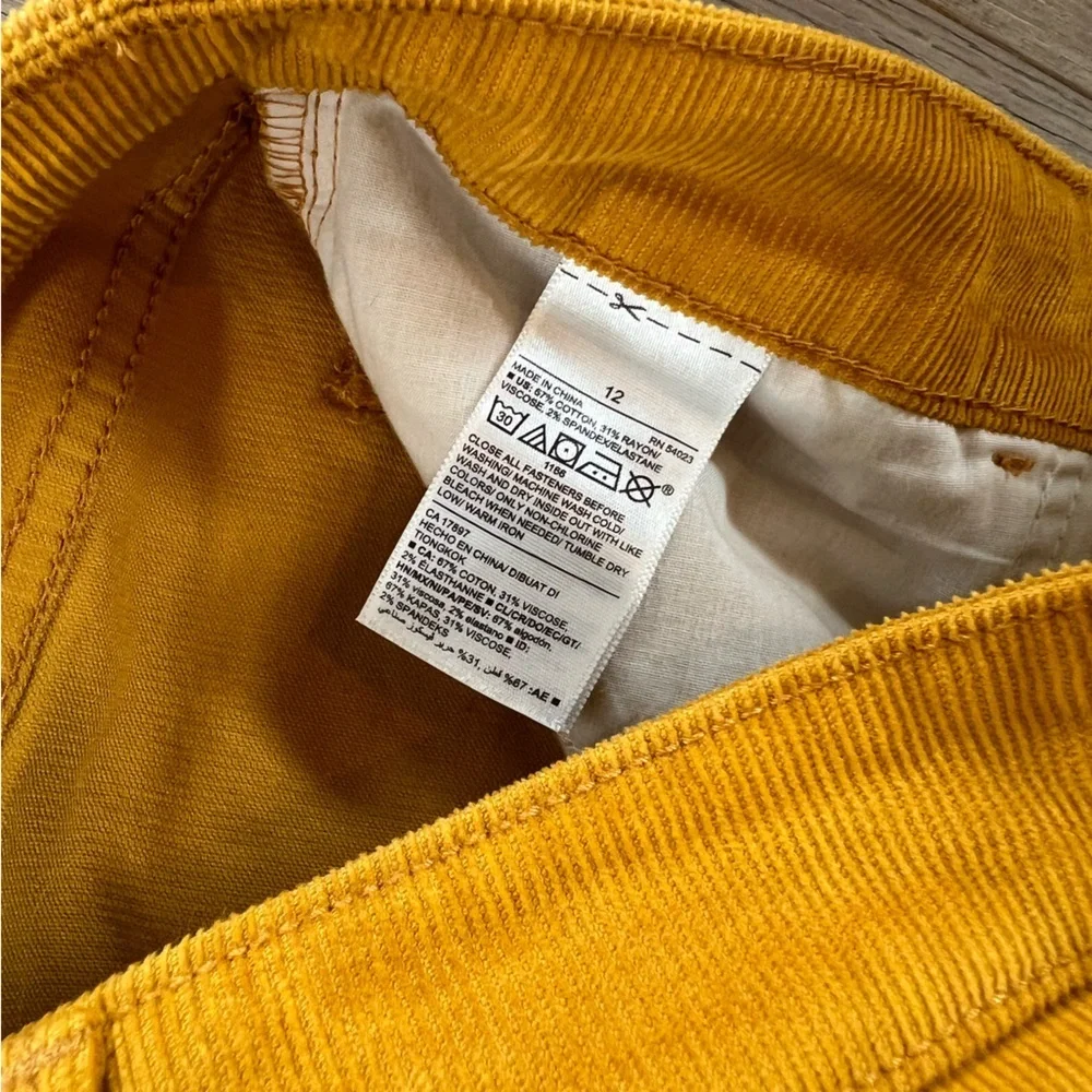Old Navy Rockstar Super Skinny High Rise Mustard Yellow Corduroy Pants  Size 12